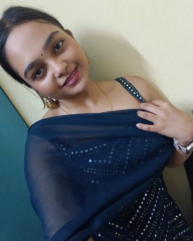 Call Girls in Karol Bagh