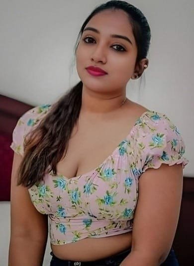 female Call Girls in Karol Bagh